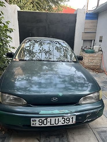 şevrolet aveo satışı: Hyundai Accent sedan Hunday Aksent 1995 Qiumət 2500 mator 1.5 — 1