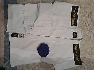 İdman çantaları: Cüdo paltarı.Cidoqi Yeni kimidir çox az işlenib. Ustunde yalniz goy — 1