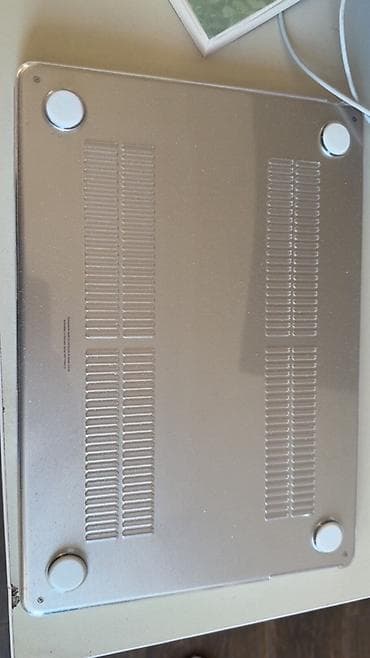 Samsung: Apple MacBook Air 13 M4 (qızılı rəng) Hecbir problemi yoxdur tezedir( — 2