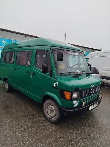 Mercedes-Benz mikroavtobus (T1/”Bremer”), yaşıl rəngli, yüksək lalafo.az -da Mercedes-Benz mikroavtobus (T1/”Bremer”), yaşıl rəngli, yüksək