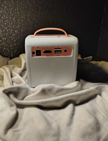 Smart TV bokslar: Yeni Portativ Proyektor Ünvandan götürmə — 3