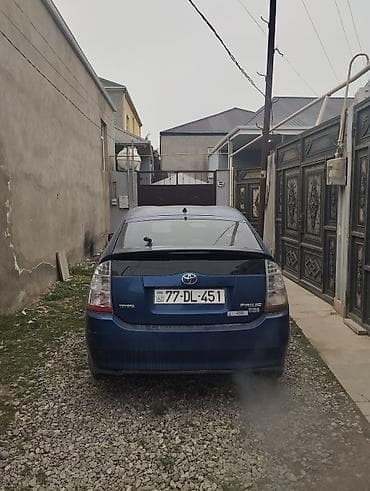 Автозапчасти: Toyota Prius 20 gövdə gündəlik QALMAMAQ şərti ilə,25 manata icarəyə — 4