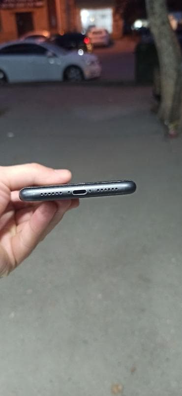 smart android box: IPhone 11, 128 GB, Qara — 4