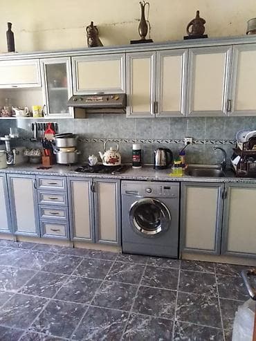 kurdexani: - Həyətdə iki cütdaş ev var, 6 sotun içində. - Yolu kanalizasiyalı — 7
