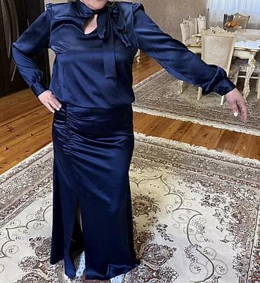 cins donlar 2020: Tünd göy rəngdə zərif atlas dəst – bluz və ətək - Parça: atlas/saten — 1