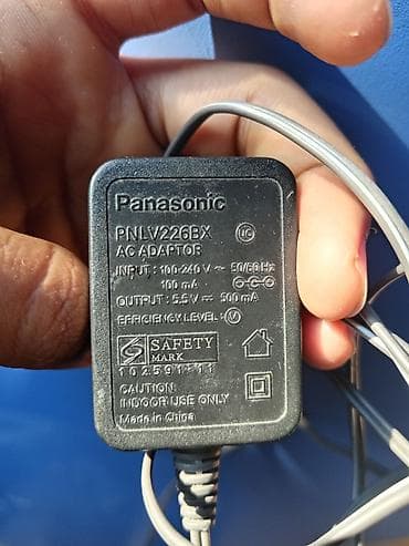 ayfon 16 e: Telefonun özü yoxdur!!! Bazasıdır adapteridir işlek vezyetde qırığı — 2