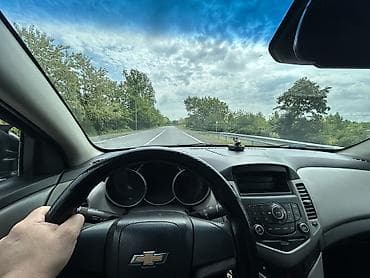 opel astra g: Chevrolet Cruze: 1.6 l | 2012 il 214000 km Sedan — 6