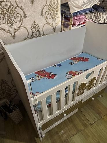 bal: Oğlan və qız üçün, Yeni, Dördbucaq, Beşik, Dəst ilə, Matras ilə, Yellənmə mexanizm ilə — 4