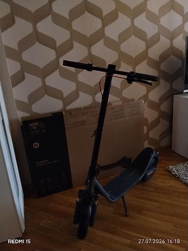 Elektrik nəqliyyatı: Yeni Elektrik samokat 10", 751 - 1000 Vt, 16 - 25 km/s, Ünvandan götürmə — 9