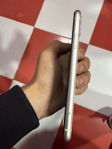 11 ekran: IPhone 11, Ağ, Simsiz şarj — 4