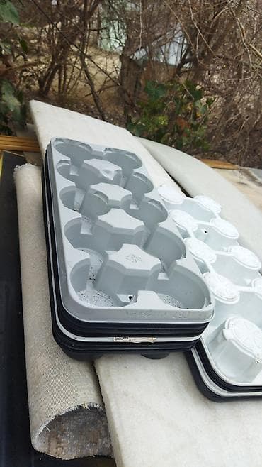 Çöl bitkiləri: Plastik çoxgözenekli fidan qabları (tray) - Model işarəsi: 490 — 1