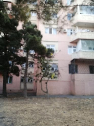 1 otaql: Y. Günəşli qəs. 4 otaqlı Leninqrad layihə,hündür 1ci mərtəbədə işıqlı — 2