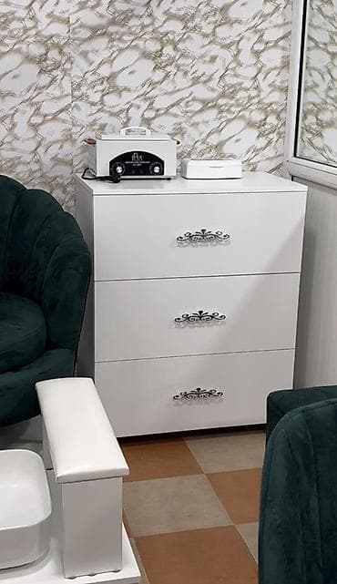 salon mebelleri: İşlənmiş, Manikür üçün masa, Güzgüsüz — 5