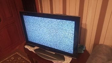 panel radiator: Sharp AQUOS LCD televizor - Ekran: təxminən 37–42" diaqonal, geniş — 6