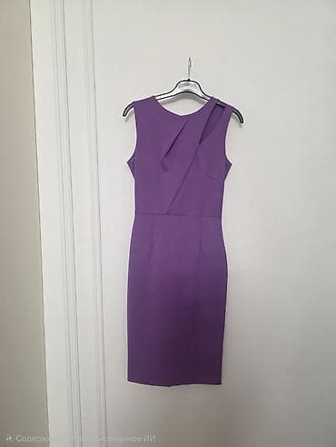 Italyan brendi.Bənövşəyi rəngdə, dizə yaxın uzunluqda, qolsuz — 2