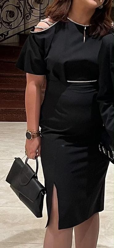 Qara ziyafət geyimi – elegant dizayn - Rəng: qara - Siluet: bədənə lalafo.az -da Qara ziyafət geyimi – elegant dizayn - Rəng: qara - Siluet: bədənə