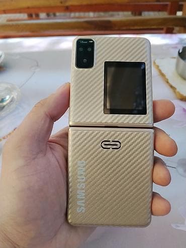 infinix telefon: Məhsul: Qapaqlı mobil telefon – Samsung üslubunda, “Galaxy Z Flip4” — 4