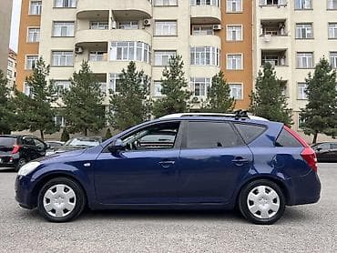 kia sumqayit: Kia Ceed: 1.6 l | Universal — 3
