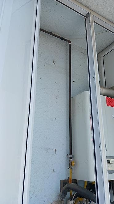 balkonlar: PVC materialdan balkon üçün şkaf/qutu kombi ucun skaf boyuk olcudur — 9