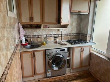 ehmedlide ev: Əhmədlidə Neapol dairəsində Qeneral Mehmandarov küçəsində 9 mertebeli — 3