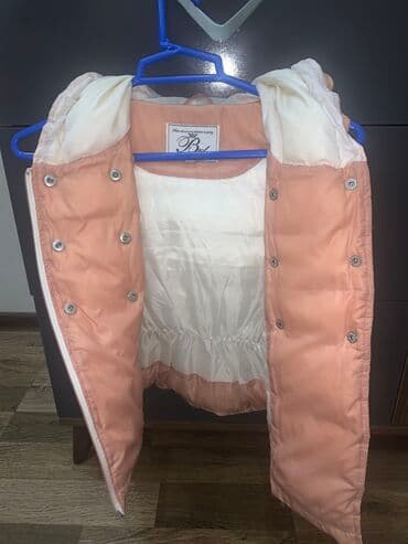 Gödəkcə.Çox az istifadə olunub.6-8 yaş lalafo.az -da Gödəkcə.Çox az istifadə olunub.6-8 yaş