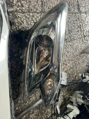 led işıqları: Komplekt, Yaxın və uzaq vuran işıqlar Toyota — 2