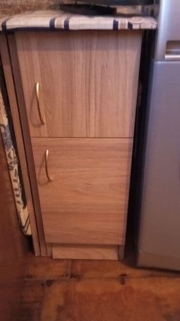 ev əşyaları ikinci el: Digər mebel — 1