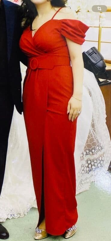 nişan donları 2023: Qırmızı gecə/libas - Model: uzun, zərif gecə libası - Rəng: dərin — 1