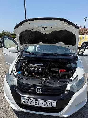 Honda Insight: 1.3 l | 2010 il Hetçbek — 6