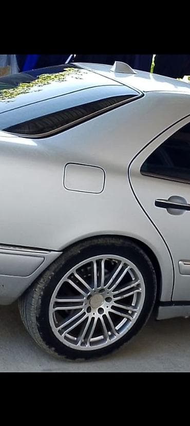 b r13 var type 1: İşlənmiş Disk R 18, 5 Boltlu — 1