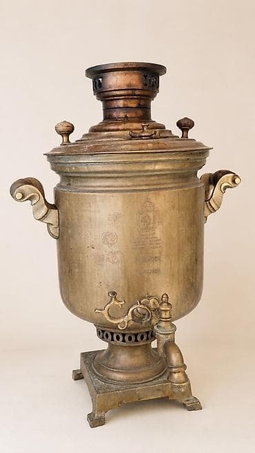 Antik mis samovar – kömür/odunla işləyən klassik rus tipli samovar lalafo.az -da Antik mis samovar – kömür/odunla işləyən klassik rus tipli samovar