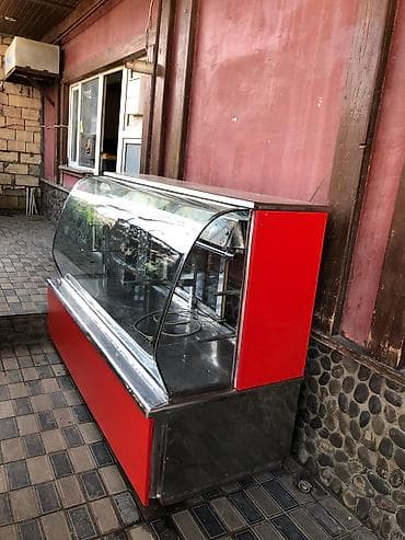 Qida vitrini / soyuduculu sərgiləmə vitrini - Tip: Qida məhsullarının — 1