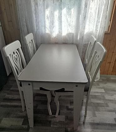 Qonaq otağı üçün, İşlənmiş, Kvadrat masa, 6 stul lalafo.az -da Qonaq otağı üçün, İşlənmiş, Kvadrat masa, 6 stul