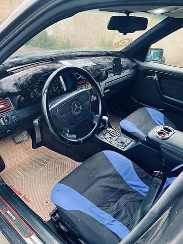 mersedes c klas: Mercedes-Benz 220: 2 l | 1995 il Sedan — 7