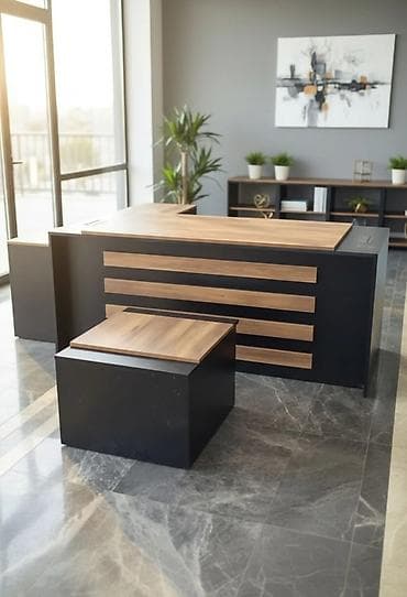 Mebel: Yeni, Müdir üçün, Künc masa — 1