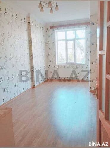 maştağa kiraye: 9 cu mikrorayonda 17 mərtəbəli binanın 5 ci mərtəbəsində — 5