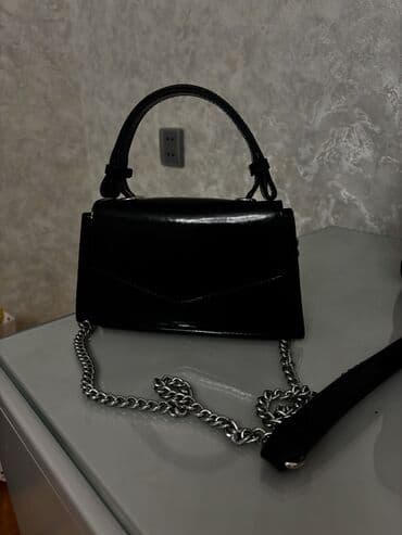 ekodəri qadın çantaları: Qara canta
her ikisi 10 azn — 2