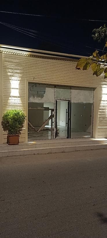 bag evi merdekan: İcarəyə yararlı vitrinli obyekt - Ön fasadda böyük şüşə vitrin və — 4