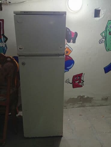 ət maşın: 2 qapılı Indesit Soyuducu Satılır, rəng - Ağ — 3