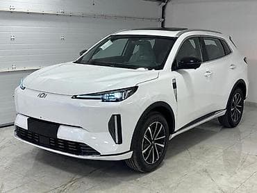 zaslonka satilir: Changan Q 05 2025 Ci il 1,5 Mator 23000 Km Arendaya Verilir — 3