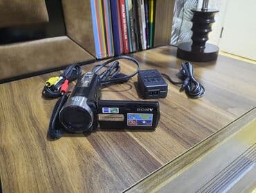 işlenmiş mikrovalnovka: Demək olar ki işlənmiyib. karkpqası və hər ləvazimatı var — 2