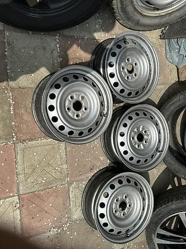 4 bolt disklər: Polad disk dəsti – 4 ədəd Təçili satilir endrim olaçaq - Material — 2