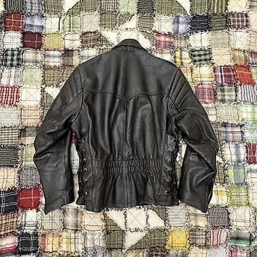 Dəbilqə düyməli motosiklet üslublu qara dəri gödəkçə. Razmer M,L, XL — 6