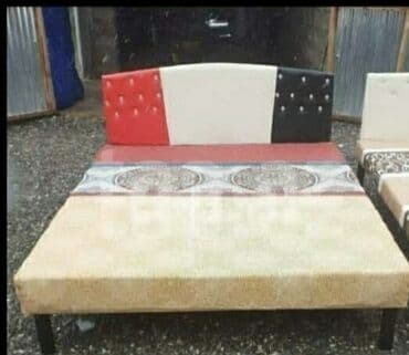 Kravat 
Təzə bir naşa sexdən satış
Çatdırılma var — 1