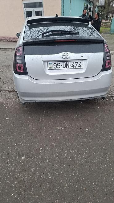 zil maşın: Toyota Prius: 1.5 l | 2009 il Hetçbek — 3