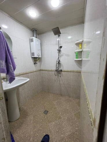 əhmədli ev: Xətai,Əhmədli,Bakı kinoteatri yaxınlğında,3 otaqlı,təmirli,əşyalı ev — 9