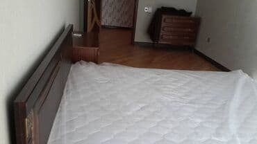 Elimlər icəri şəhər metrosunun yaxınlığında Nərimanov heykəlinə yaxın — 5