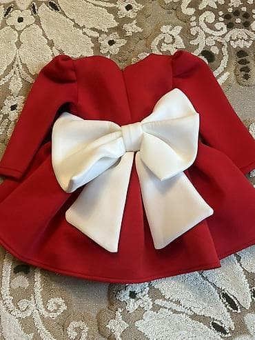 qirmizi donlar: Qız uşaqları üçün qırmızı ziyafət donu - Model: uzunqollu, ətəyi — 2