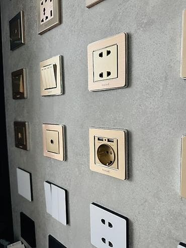 Müxtəlif model və komplektasiyalarda elektrik açarları və rozetkalar — 7
