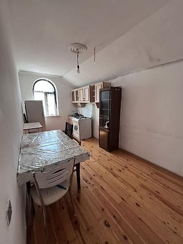 seki ev elanlari: Mənzil Kirayə verilir, 2 otaq, 54 kv Xırdalanda təzə bazara yaxın,3 — 8